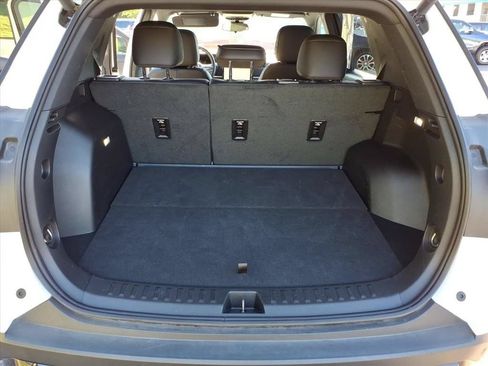 Used 2026 GMC Terrain Elevation w/ Elevation Premium Package AWD/4WD image 19