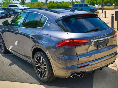 Used 2024 Maserati Grecale GT AWD/4WD image 7