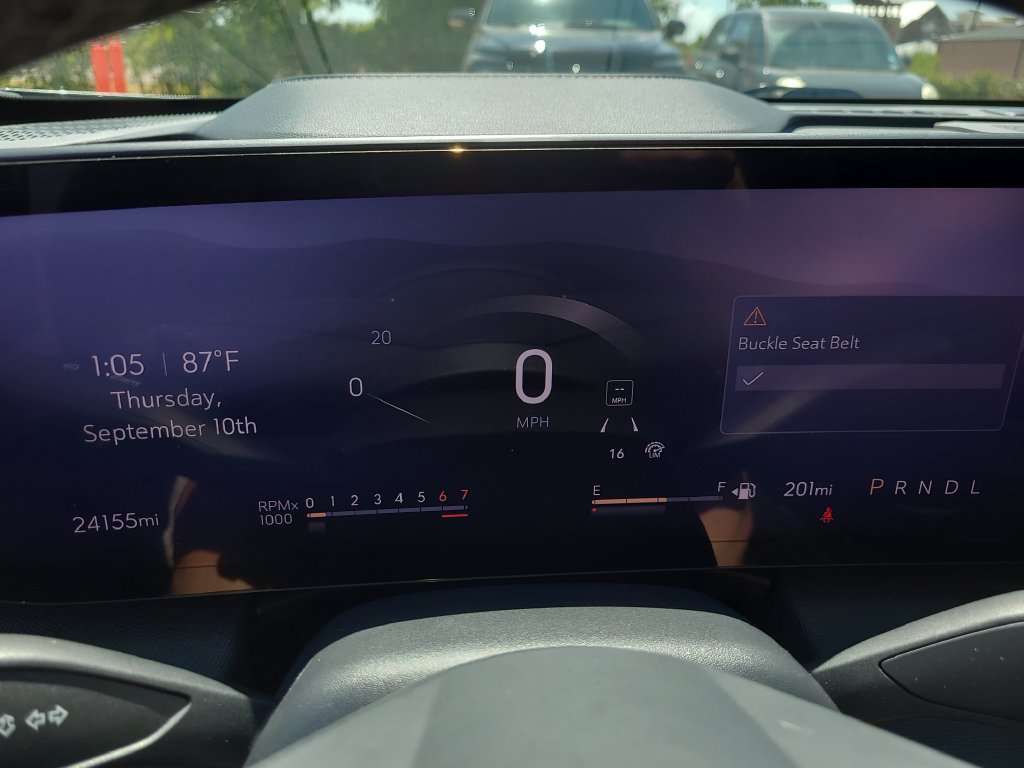 Used 2025 Buick Enclave Preferred FWD image 29