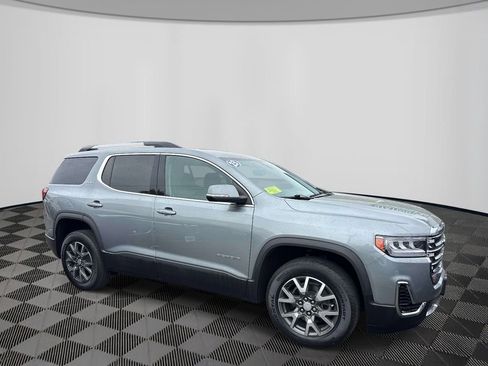Used 2023 GMC Acadia SLE w/ Driver Convenience Package AWD/4WD image 3