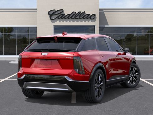 New 2026 Cadillac Optiq Luxury 2 w/ LPO, Floor Liner Package RWD image 22