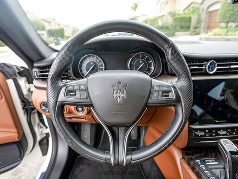 Used 2023 Maserati Quattroporte GT RWD image 21