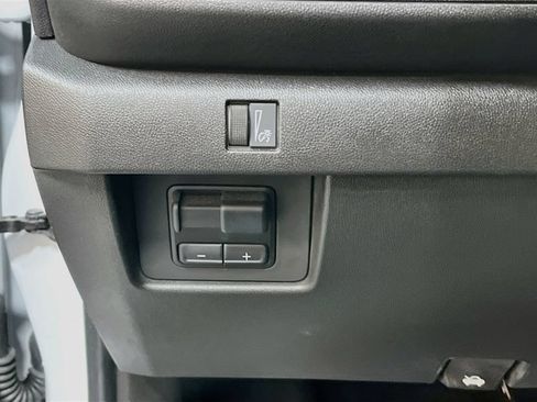 Used 2024 Chevrolet Colorado Trail Boss w/ Advanced Trailering Package AWD/4WD image 10