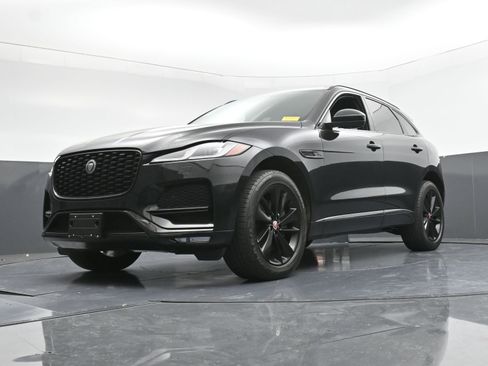 Used 2022 Jaguar F-PACE S image 28