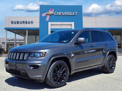Used 2018 Jeep Grand Cherokee Altitude