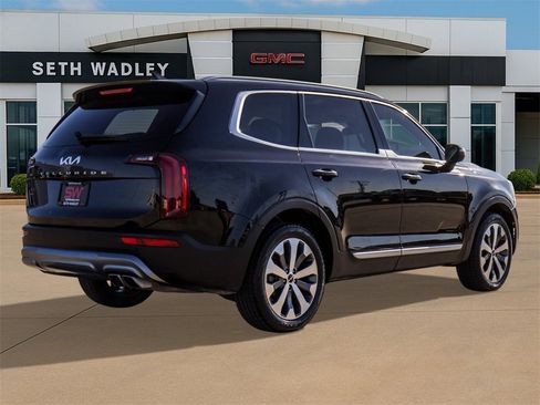 Used 2022 Kia Telluride S image 7