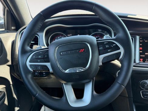 Used 2016 Dodge Charger R/T w/ Navigation & Travel Group RWD image 12