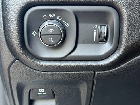 Used 2024 RAM 1500 Tradesman w/ Night Edition AWD/4WD image 32