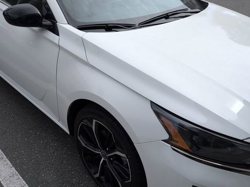 Used 2024 Nissan Altima 2.5 SR image 12