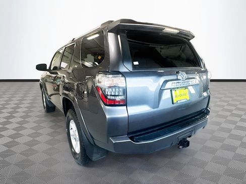 Used 2022 Toyota 4Runner SR5 Premium w/ Moonroof Package AWD/4WD image 37