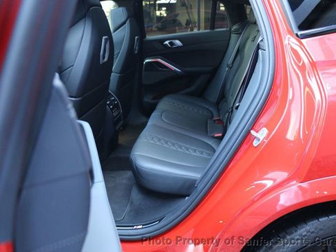 Used 2024 BMW X6 M Competition image 33