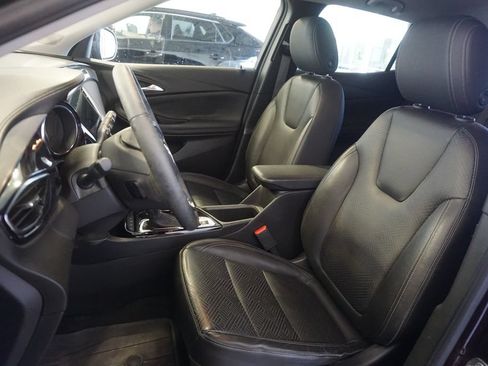Used 2021 Buick Encore GX Essence AWD/4WD image 20