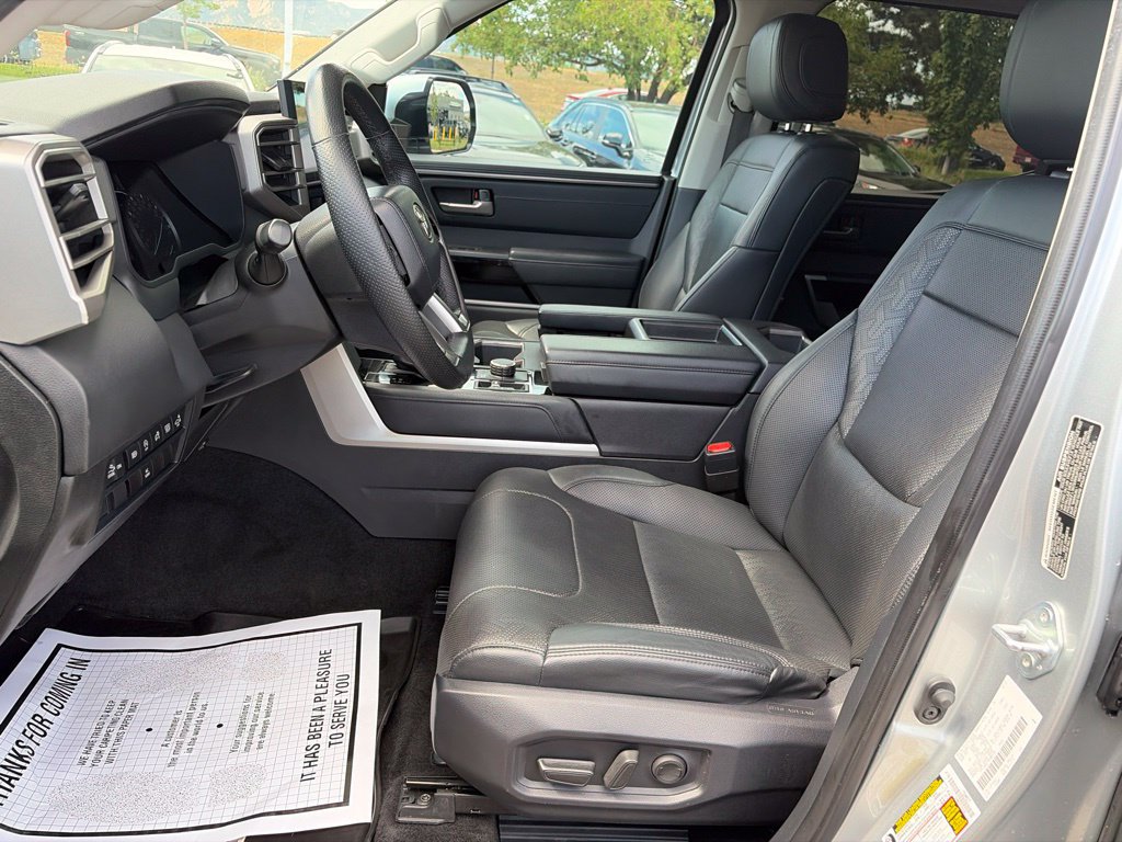 Used 2022 Toyota Tundra Limited AWD/4WD image 21