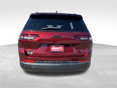 New 2025 Jeep Grand Cherokee L Altitude image 4