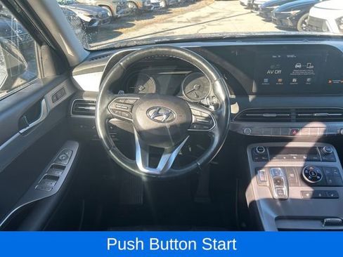 Used 2020 Hyundai Palisade SEL w/ Premium Package image 18