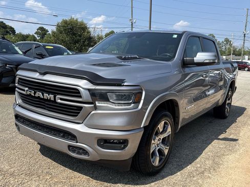 Used 2022 RAM 1500 Laramie w/ Sport Appearance Package AWD/4WD image 3