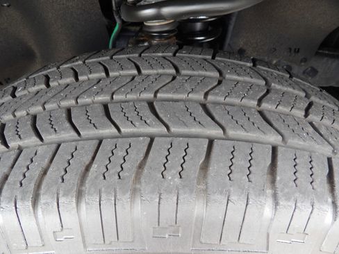 Used 2020 Toyota Tacoma SR image 56