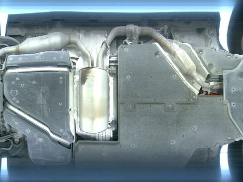 Used 2023 Toyota Sienna XLE image 25