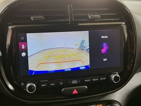 Certified 2024 Kia Soul GT-Line image 14