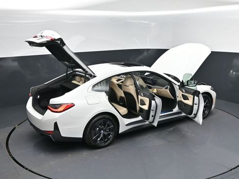 New 2026 BMW i4 eDrive40 w/ Premium Package image 49