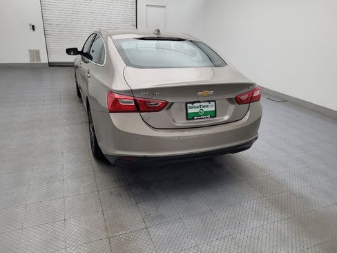 Used 2025 Chevrolet Malibu LT FWD image 6