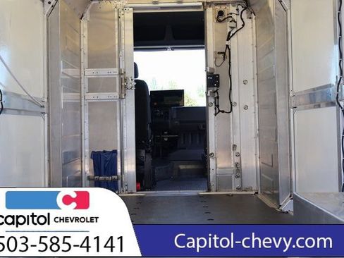 Used 2023 Chevrolet Brightdrop 600 w/ Active Safety Package 2 AWD/4WD image 12