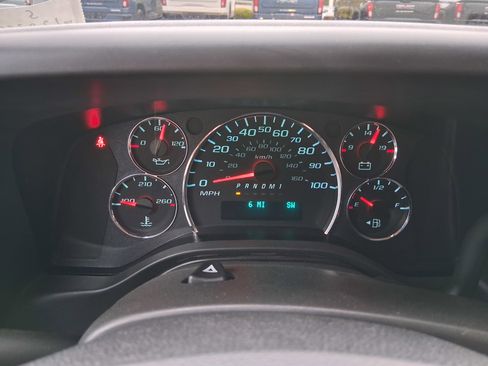 New 2025 GMC Savana 3500 w/ Driver Convenience Package RWD image 23