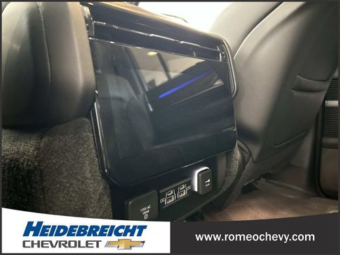 Used 2022 Jeep Grand Wagoneer Series II w/ Flexible Seating Group AWD/4WD image 17