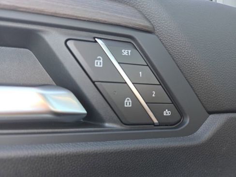 New 2026 GMC Acadia Denali w/ Super Cruise Package image 10