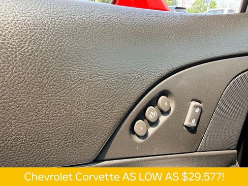 Used 2006 Chevrolet Corvette Coupe w/ Preferred Equipment Group RWD image 10