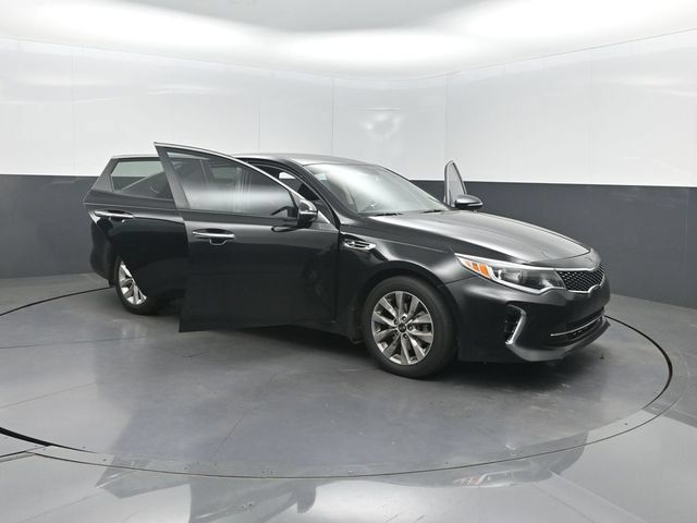 Used 2018 Kia Optima S FWD image 36
