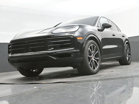 New 2026 Porsche Cayenne image 30