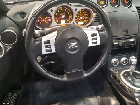 Used 2006 Nissan 350Z Touring image 15