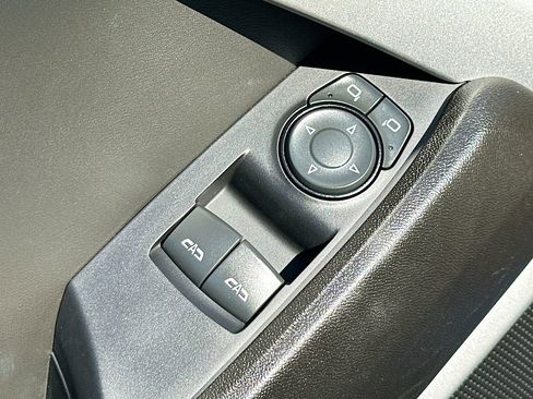 Used 2022 Chevrolet Camaro LS image 17