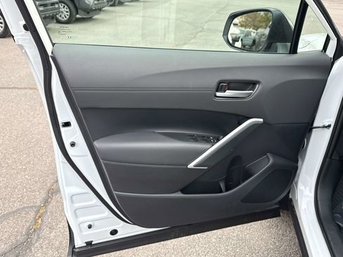 Used 2026 Toyota Corolla Cross XLE w/ Convenience Package image 12