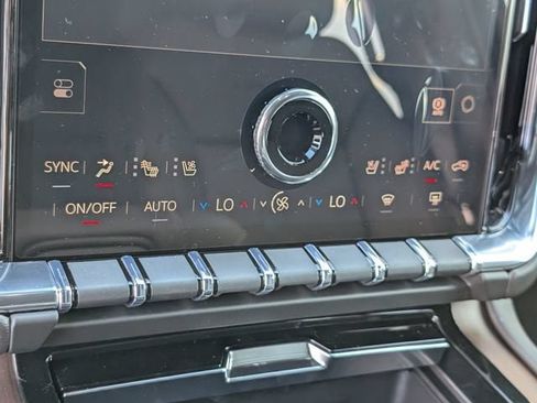 New 2026 GMC Yukon Denali w/ Advanced Technology Package AWD/4WD image 13