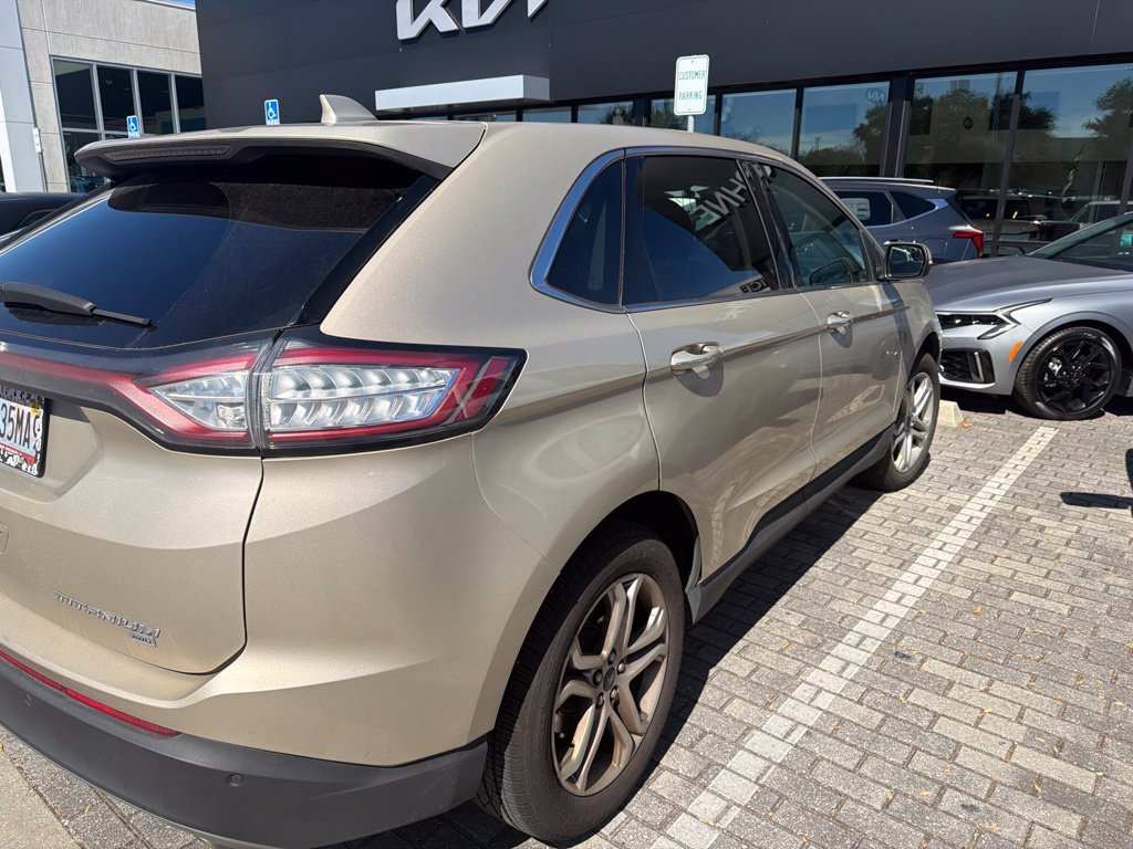 Used 2018 Ford Edge Titanium AWD/4WD image 7