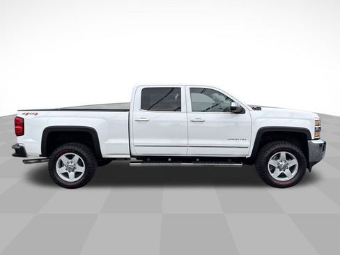 Used 2015 Chevrolet Silverado 2500 LTZ w/ LTZ Plus Package image 4