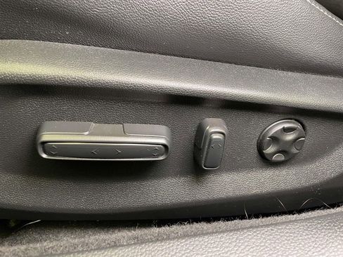 Used 2019 Honda Accord Sport image 17