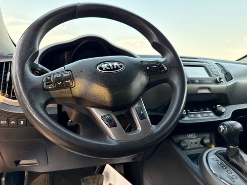 Used 2015 Kia Sportage LX image 38