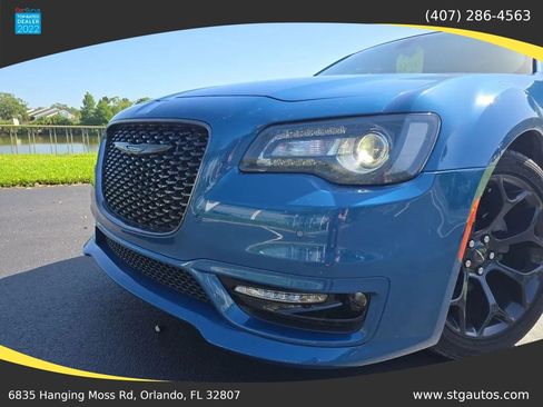 Used 2020 Chrysler 300 S w/ 300S Premium Group 2 RWD image 9