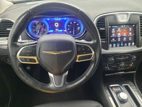 Used 2020 Chrysler 300 Touring w/ Sport Appearance Package RWD image 22