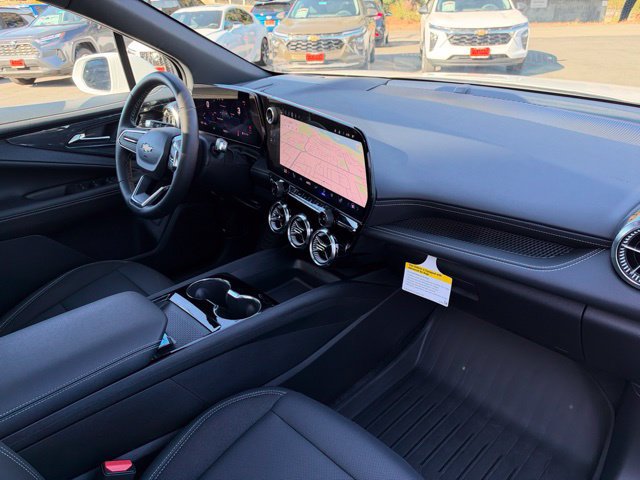 Used 2024 Chevrolet Blazer EV LT AWD/4WD image 28