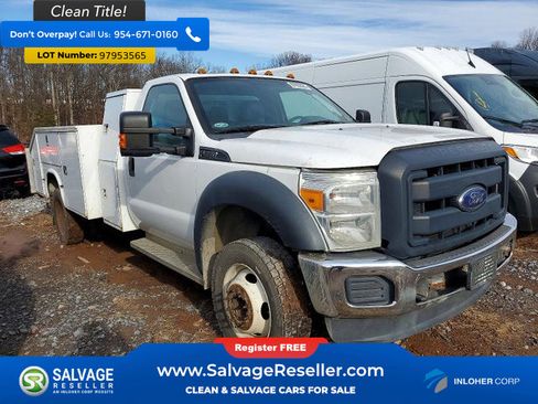 Used 2015 Ford F550 2WD Regular Cab Super Duty image 5