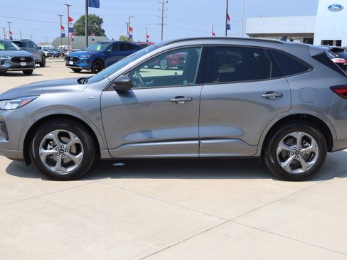 Used 2023 Ford Escape ST-Line image 9