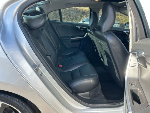 Used 2016 Volvo S60 T5 Premier w/ Convenience Package image 60