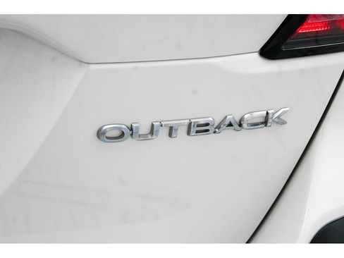 Used 2024 Subaru Outback AWD/4WD image 47