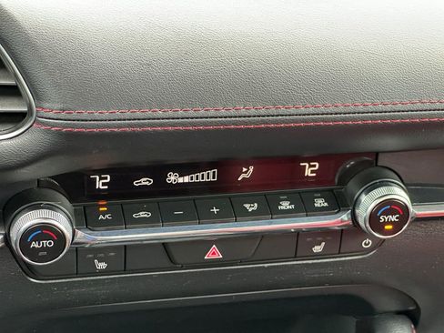 Used 2024 MAZDA MAZDA3 s image 16