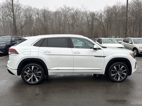 Certified 2025 Volkswagen Atlas Cross Sport SEL Premium R-Line image 3