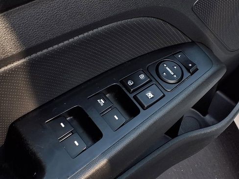 Used 2018 Hyundai Elantra Sport w/ Sport Premium Package 03 image 18